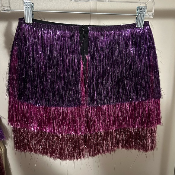 Nasty Gal Metallic Tiered Tinsel Fringe Skirt - Picture 2 of 3